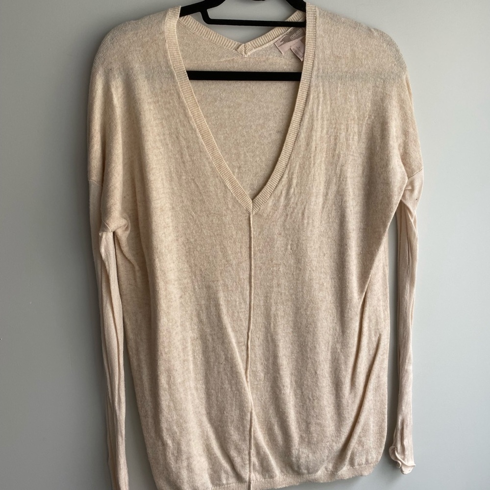 Forever 21 cream beige v neck sweater large